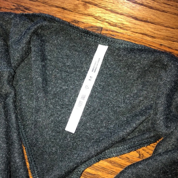 UO Open-Back Textured Bodysuit - Picture 7 of 8